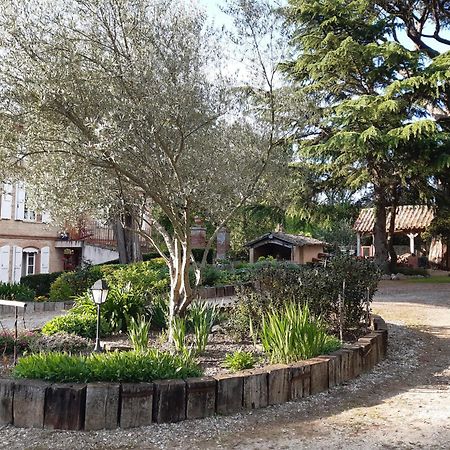 فندق Le Logis Saint Victor Coufouleux المظهر الخارجي الصورة