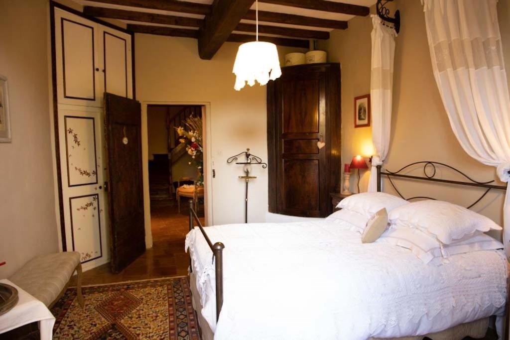 فندق Le Logis Saint Victor Coufouleux المظهر الخارجي الصورة